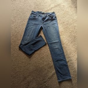Levi's - Mid-Rise Skinny - Brand new!